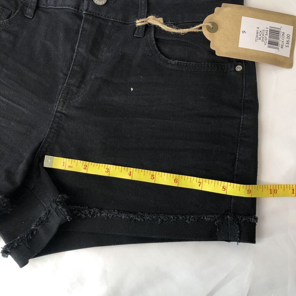 NWT True Craft  Juniors 7 Short Black Midrise Cuff Super Soft Stretch Inseam 3” - Picture 8 of 11